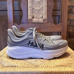 Hoka Bondi 9 Gray and White Running Shoes